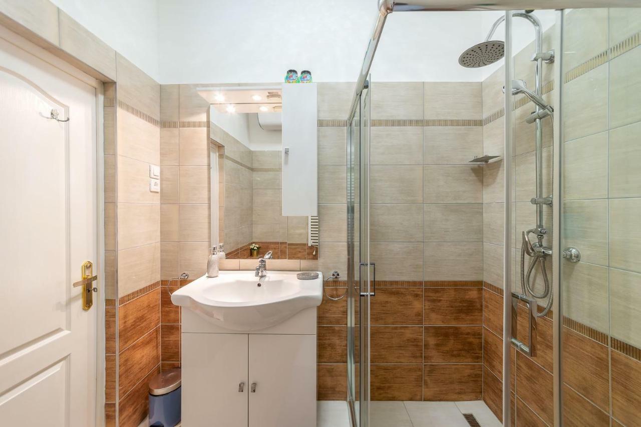 Kiraly Home Budapest City Center Esterno foto